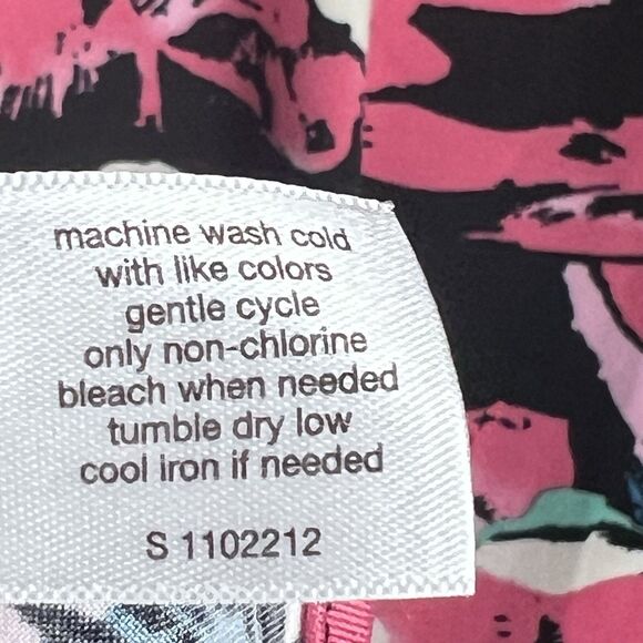 Lane Bryant Top Womens 22/24 Floral Blouse Plus Size Short Sleeve Black - Picture 12 of 14